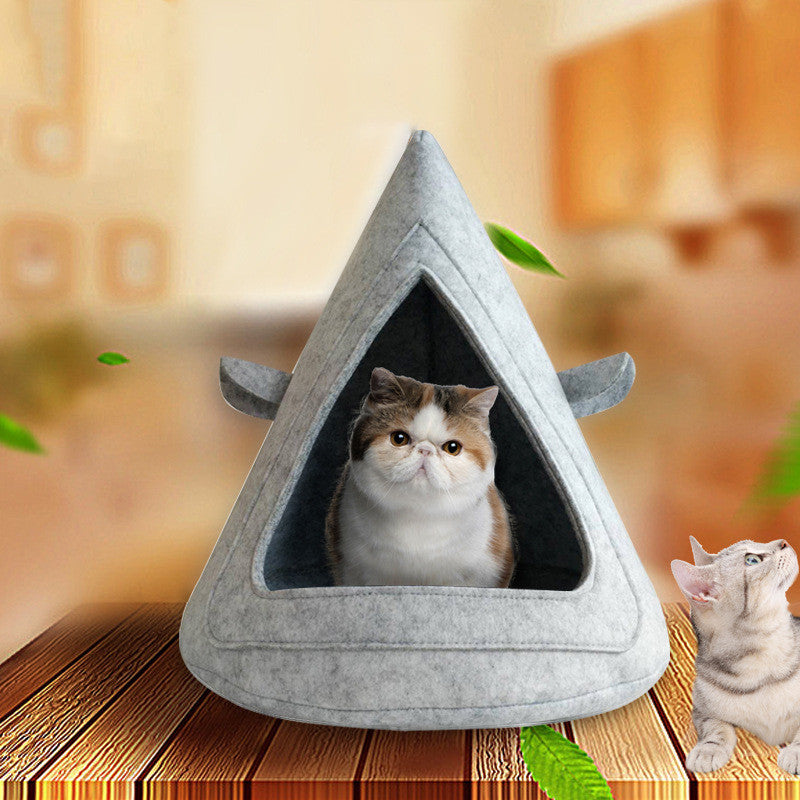 Cat Triangular Nest